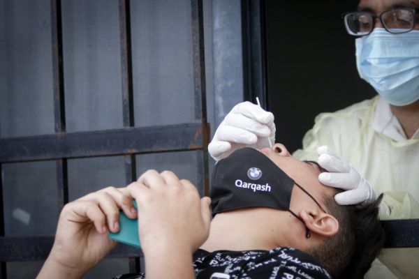 לא צריך לדחוף מטוש: בדיקת קורונה באמצעות רוק