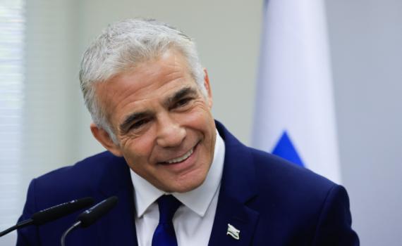 לפיד מסביר למי התכוון שהם צאצאיו של יגאל עמיר