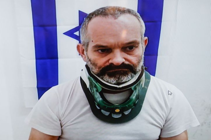 "גרר אותה לאמבטיה": כתב אישום נגד גיא שפירא