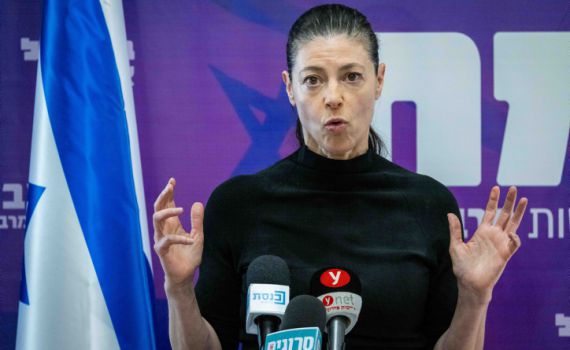 האם הכותל בדרך למפעל הגריטה של מרב מיכאלי?