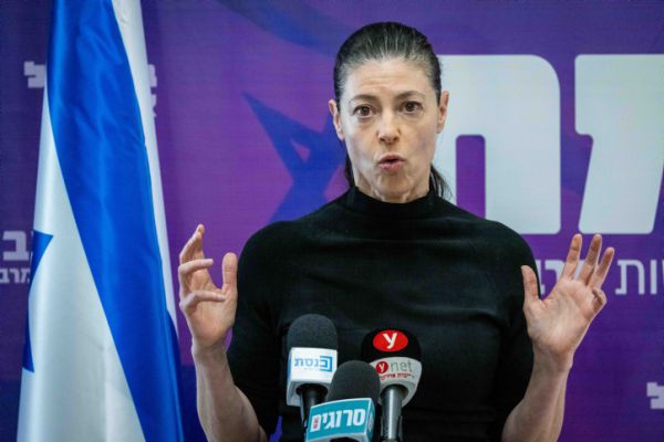 האם הכותל בדרך למפעל הגריטה של מרב מיכאלי?