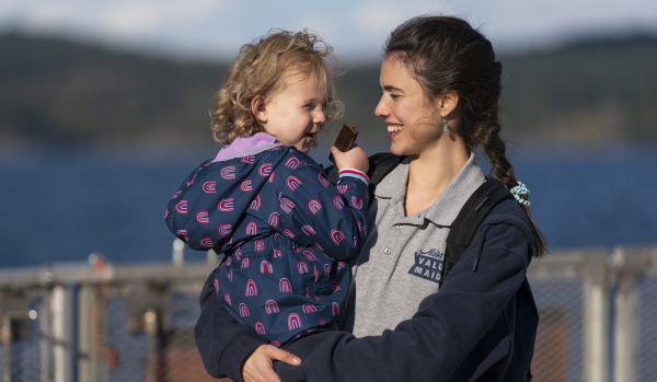 נטפליקס חוזרת ליצר תוכן טוב עם "עוזרת בית" | ביקורת