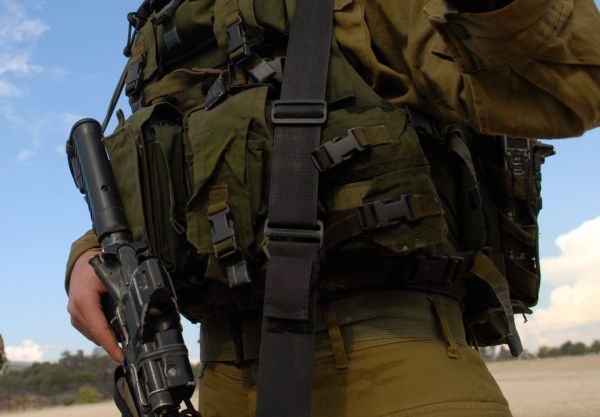 ערבים תקפו חיילים במצפה רמון וניסו לחטוף את נשקם