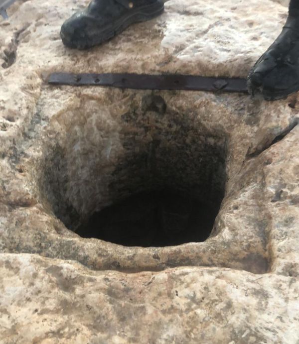 נעדרת בת 80 נמצאה בתוך בור במצב בינוני