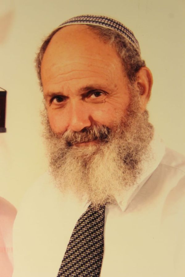 "נוח לשמים ונוח לבריות": עשור לפטירת הרב אייזנר