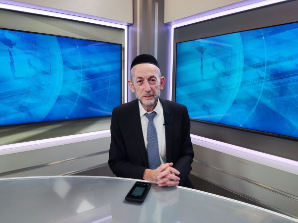 "בנט לא לגיטימי, והוא עוד מדבר על המפלגות שלנו?"