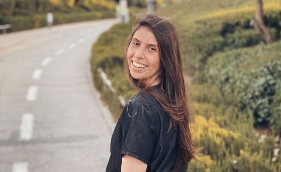 עלתה לארץ לבד מאורוגוואי עם 2 מזוודות | סיפור מדהים