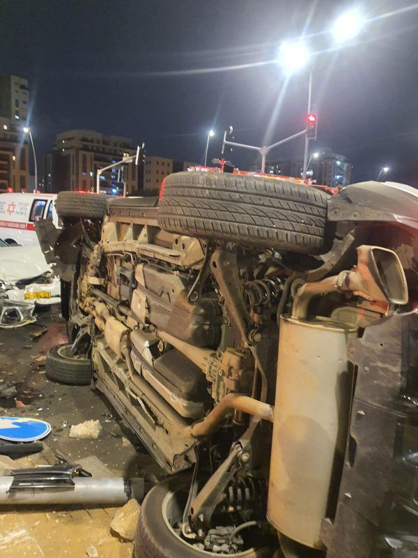 דנה לפידות ההריונית נקלעה לתאונת דרכים