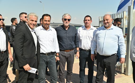 שקד יודעת? לפיד מסדיר את הבנייה הבדואית