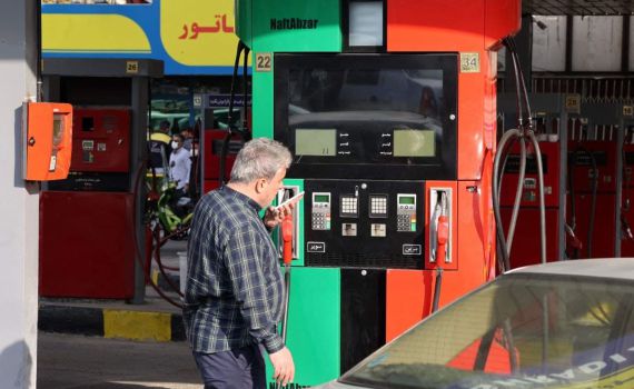 איראן מנסה לשדר רוגע: "לא יעלו מחירי הבנזין"