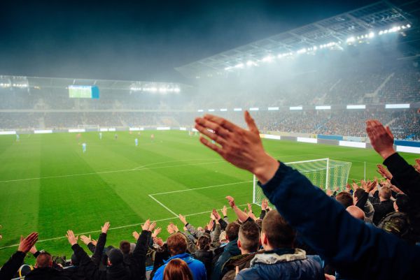 עונש לאנגליה על פריצת האוהדים בגמר היורו