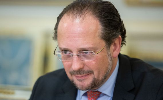 אחרי ההתפטרות: אלכסנדר שלנברג הושבע כקנצלר