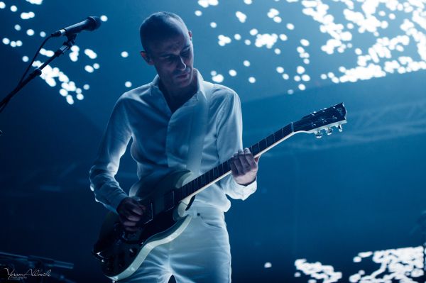 מפתיע: אסף אמדורסקי שר את הלהיט של איתי לוי