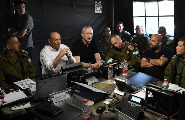 לקראת הקבינט: דרישת גנץ וההחלטה לעבוד מהבית