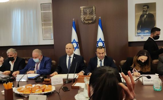 סערה פרצה במהלך הדיון בממשלה: "מי אתה בכלל?"