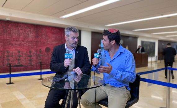 טופורובסקי על גפני: "סכנה לפגיעה פיזית בנבחרי ציבור"