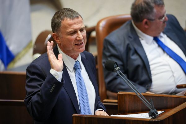 אדלשטיין בחומש: מאוימת על ידי הממשלה ואנרכיסטים