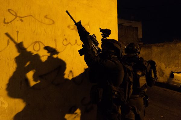 "שובר גלים": נעצרו הלילה שבעה מבוקשים באיו"ש