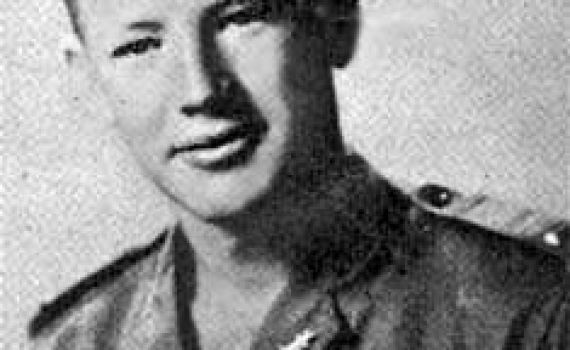 היום בהיסטוריה: עובד לדיז'ינסקי קופץ על רימון בקרב המיתלה