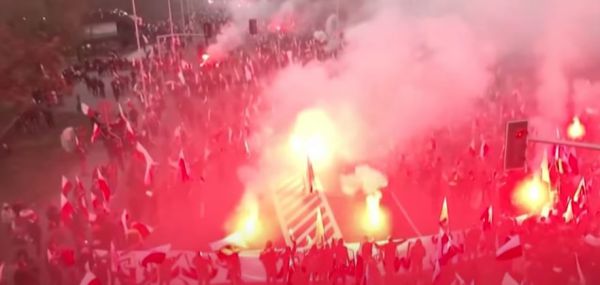 פולין: 3 פעילים נעצרו בחשד לארגון ההפגנה האנטישמית