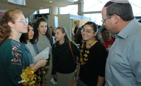 מיועדי שירות לאומי יוכלו להנפיק פטור באתר צה"ל