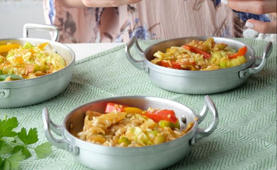 ארוחת בריאות במהירות: מוקפץ חזה עוף ופלפלים 