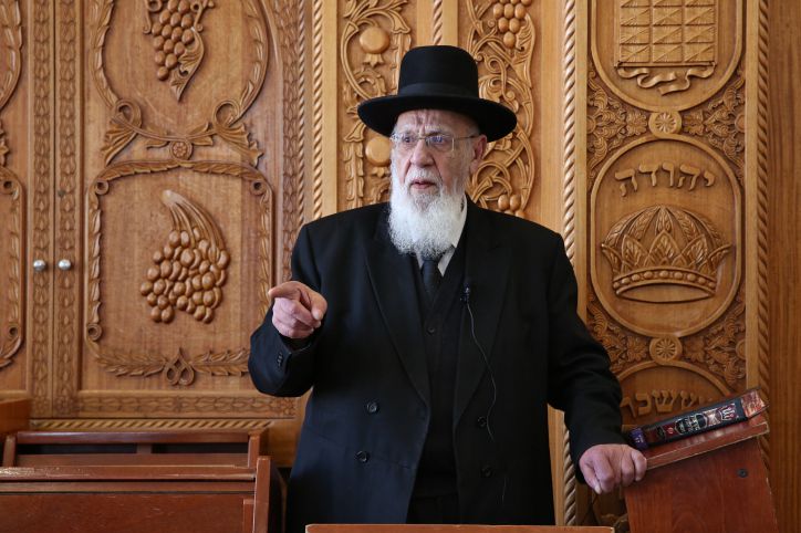 התפללו לרפואתו: הרב שלום כהן פונה לבית החולים