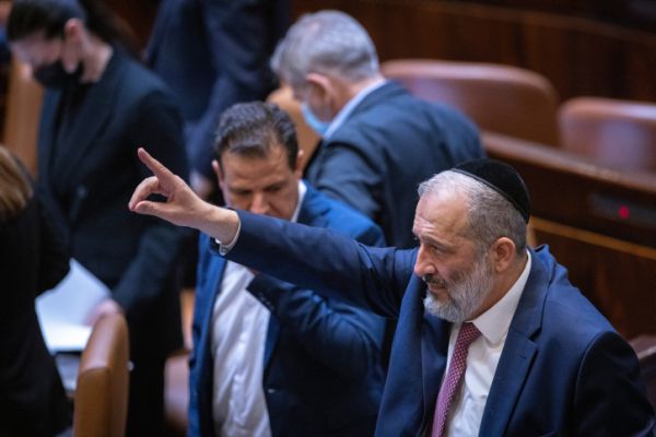 דיווח: דרעי הציע למשותפת להקים "ממשלת שינוי 2"