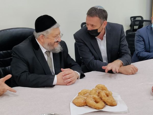 חרם? אח של אריה דרעי נפגש עם מתן כהנא