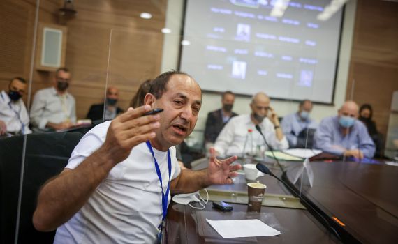 אחרי הדיון הסוער: רמי לוי הגיע למשרדי רשות התחרות