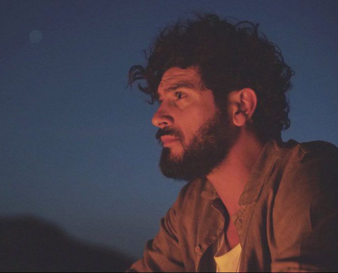 "בין ספרים לכתבי חכמים – התבגרתי" אלוש בשיר חדש