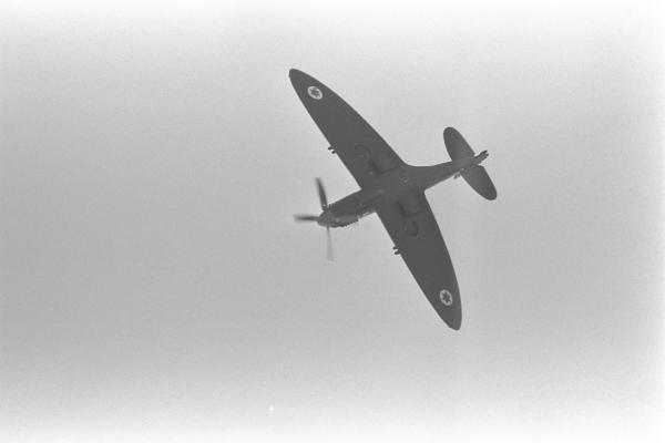 היום בהיסטוריה: מבצע הברחת הספיטפיירים לארץ