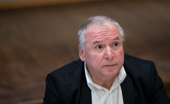 אמסלם הגיש בג"צ: לפתוח בחקירה נגד אביר קארה