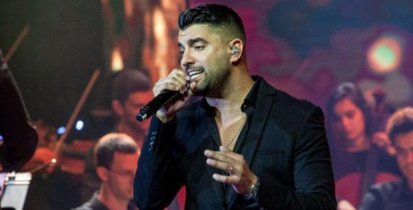 משה פרץ במחווה מרגשת לשירה איסקוב