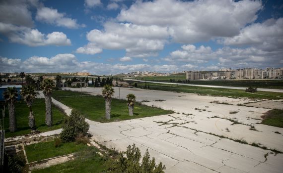 תחת לחץ אמריקני: הוועדה דנה בבנייה בעטרות