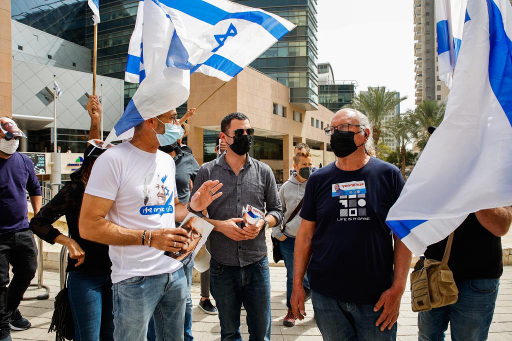 כמו אלאור אזריה, השיח ברשתות הציל את אריה שיף