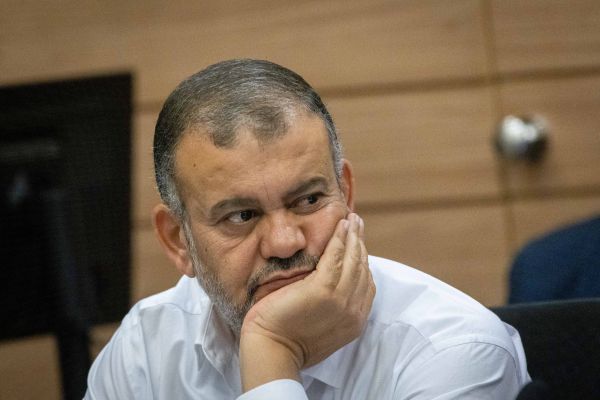 ווליד טאהא דורש לנהל את הדיון בחוק האזרחות