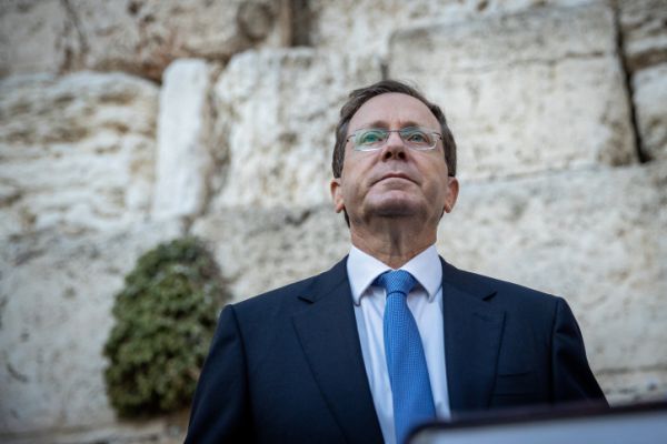 הרצוג פנה לח"כים הרפורמים שלא יגיעו לכותל