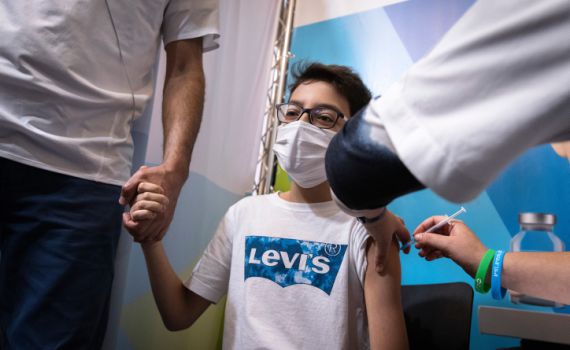 ישראל תתחיל לחסן ילדים בתחילת השבוע הבא