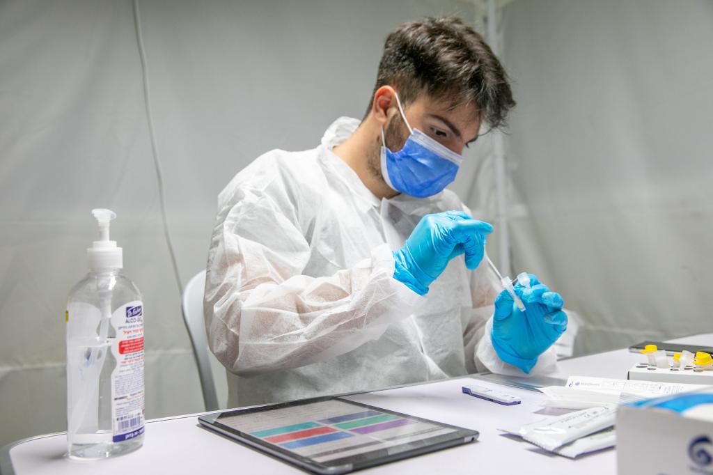 ה-CIA מעריך: הקורונה דלפה ממעבדה בסין