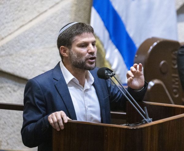 סמוטריץ' השווה בין התקציב למגילה: מי בתפקיד המן?