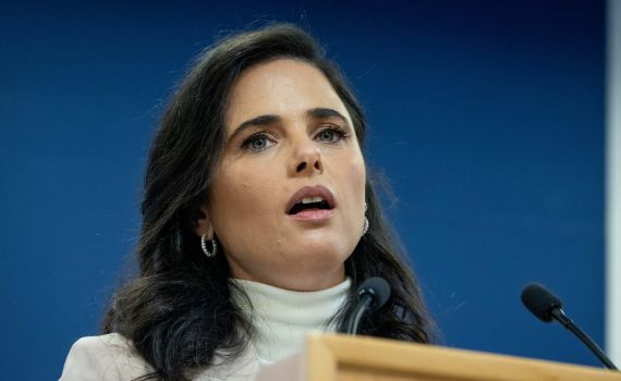 אביב גפן על איילת שקד: "לא מכרה את חבריה"