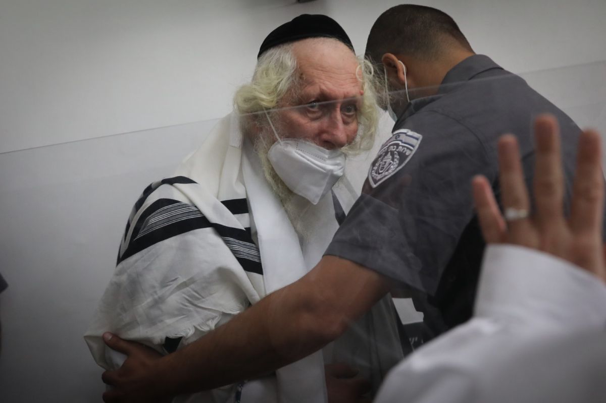 "ברלנד הוא עבריין מין מורשע, שלא ראוי לכיבוד"