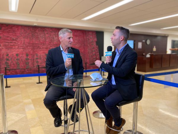 יאיר גולן לסרוגים: "הכפלנו את הסכום לחברה הערבית"