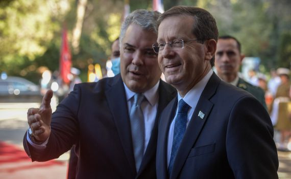 הרצוג לנשיא קולומביה: "דואגים מתאי הטרור"