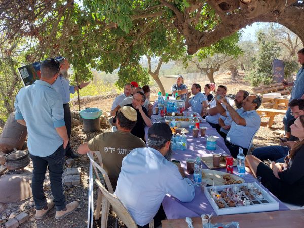 ראשי מועצות יו"ש: "מערכה קיומית על אדמות המדינה"