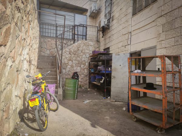 נער בן 17 נפצע לאחר שנפל מגובה בישיבה, מצבו בינוני