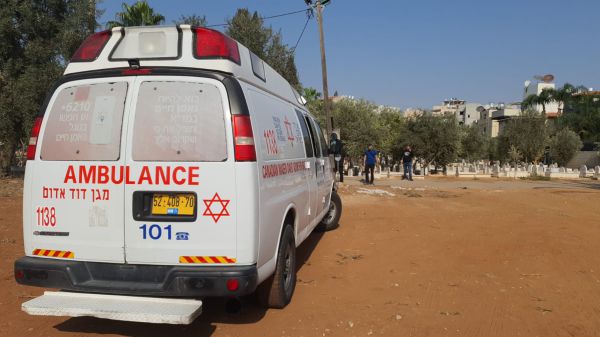 ירי במהלך הלוויה: בן 50 נרצח ובן 25 נפצע קשה