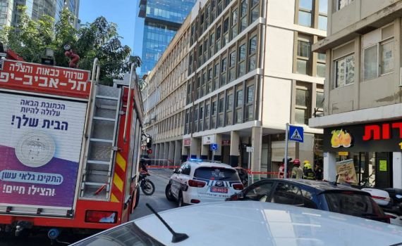בניין משרדים ברחוב הארבעה בתל אביב פונה