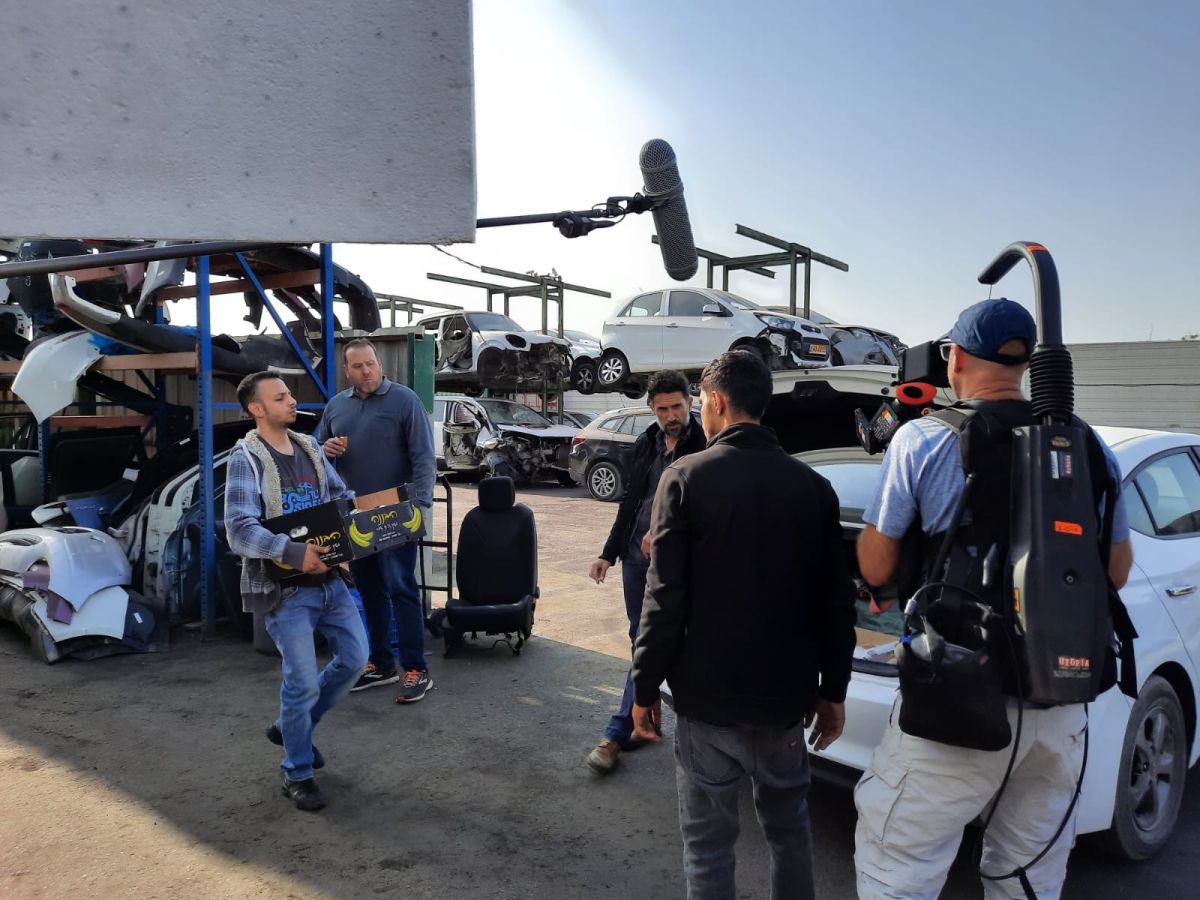 הזוי: שיחק שוטר בסדרת טלויזיה והוזמן לחקירה